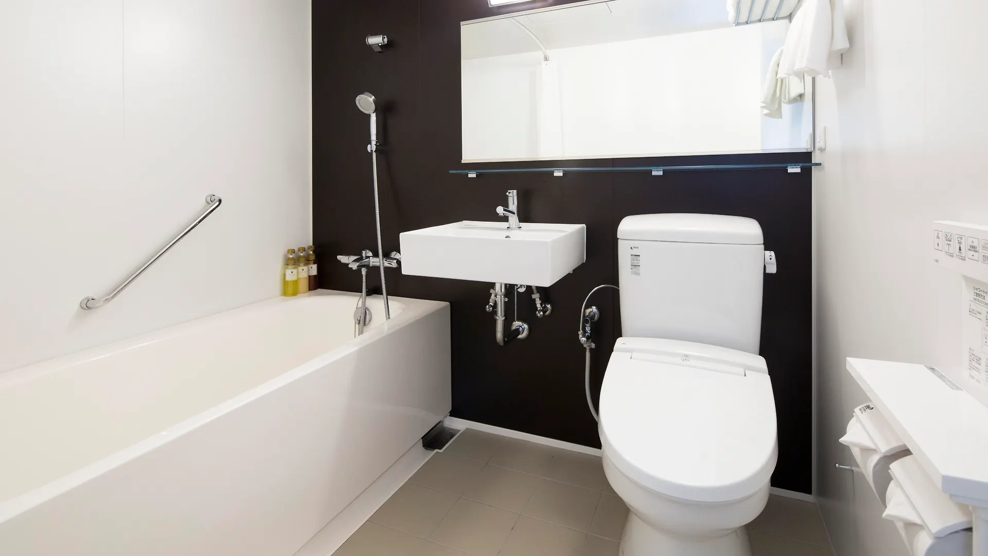 Hotel Mystays Shinsaibashi Осака 3*,  Япония